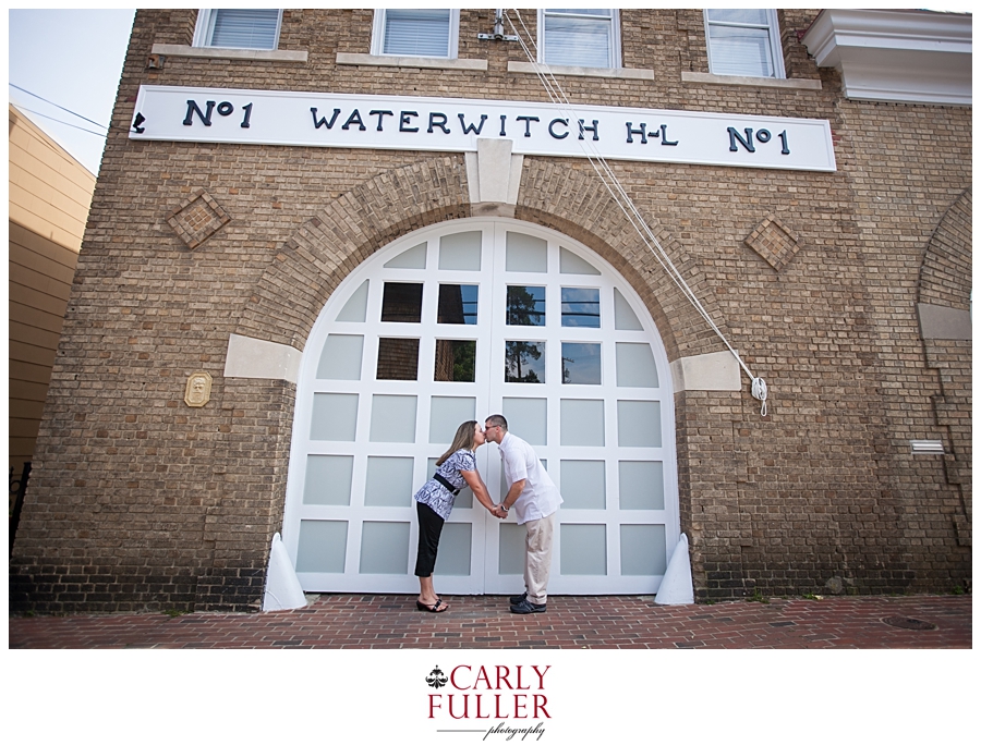 Downtown Annapolis Engagement Photographs | Spring Engagement Photographer