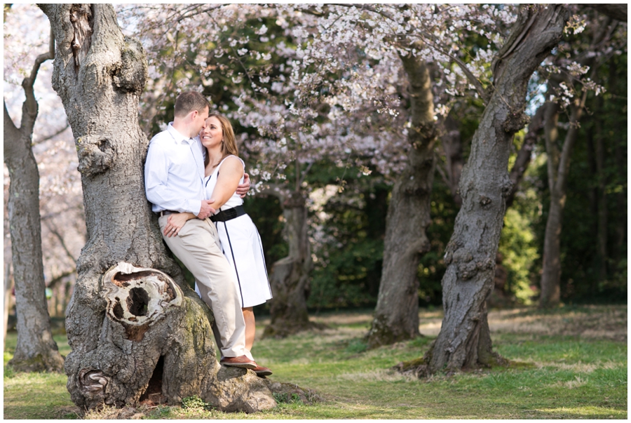 Washington DC Cherry Blossom Engagement Photograph - Franklin Delanor Roosevelt Memorial