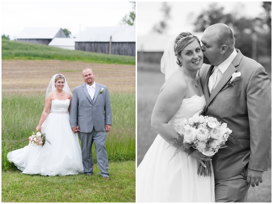 Rustic Farm wedding couple photo - Davidsonville Country Farm Wedding Photographer