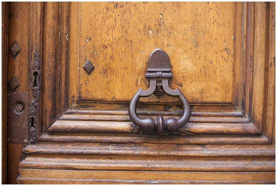 Parisian Door Knockers - English Speaking Photographer In Paris