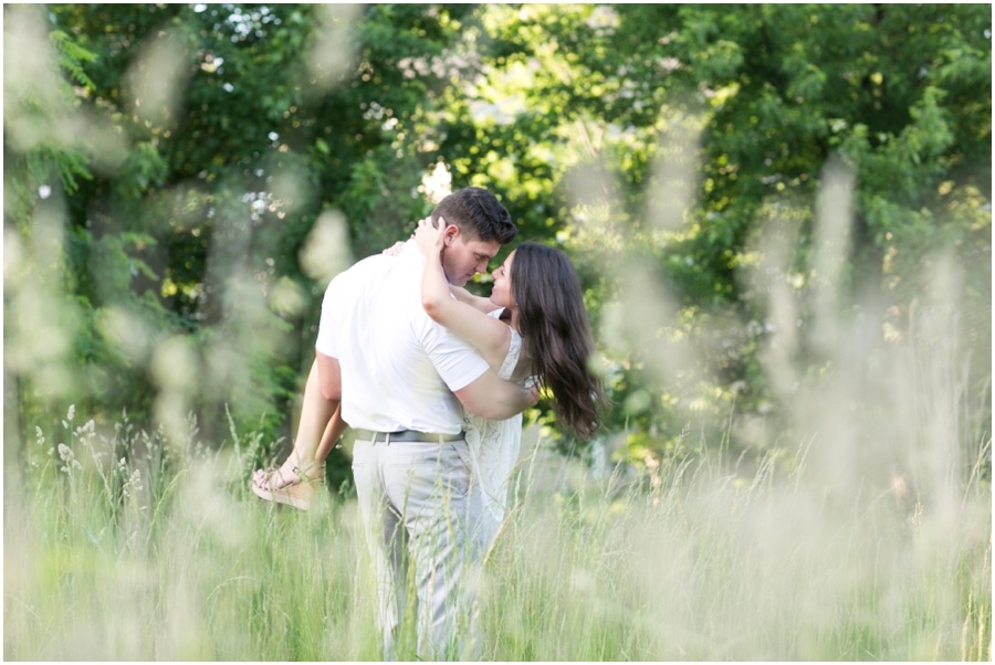 Sunset Engagement Photographer - golden hour engagement - Havre de Grace sunset engagement photography