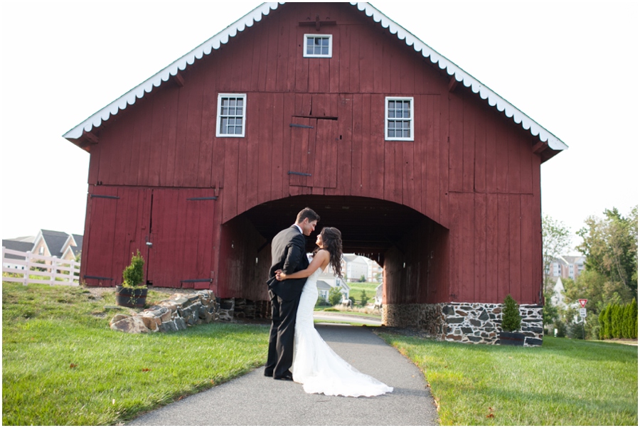 Bulle Rock Golf Course Wedding Photographer - Havre de grace love portrait - red barn