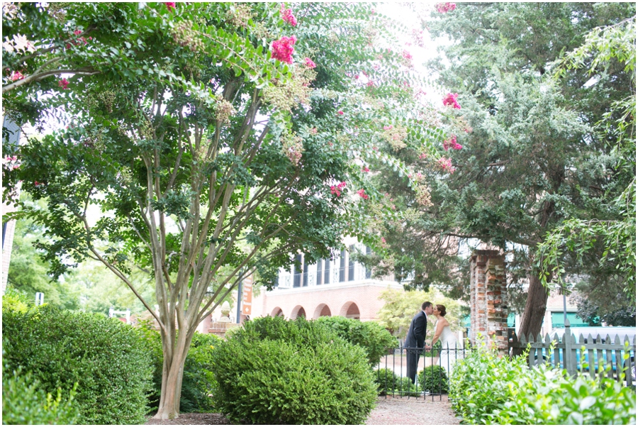 Summer Wedding Portrait - Downtown Easton Wedding Photography - Tidewater Inn Wedding Photographer