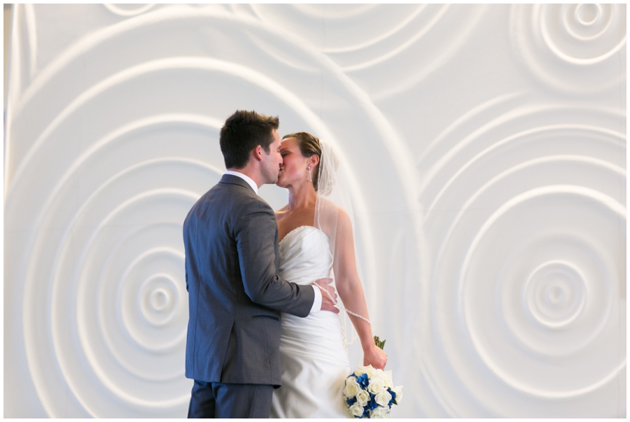 Arlington Renaissance Wedding Photograph - Capitol View Wedding Love Portraits