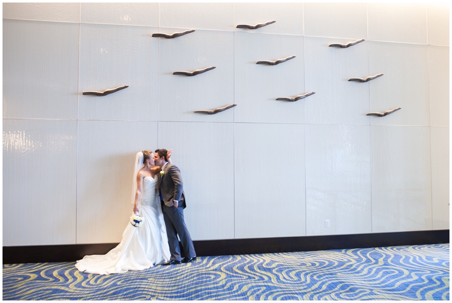 Arlington Renaissance Hotel Wedding Photograph - Capitol View Wedding Love Portraits