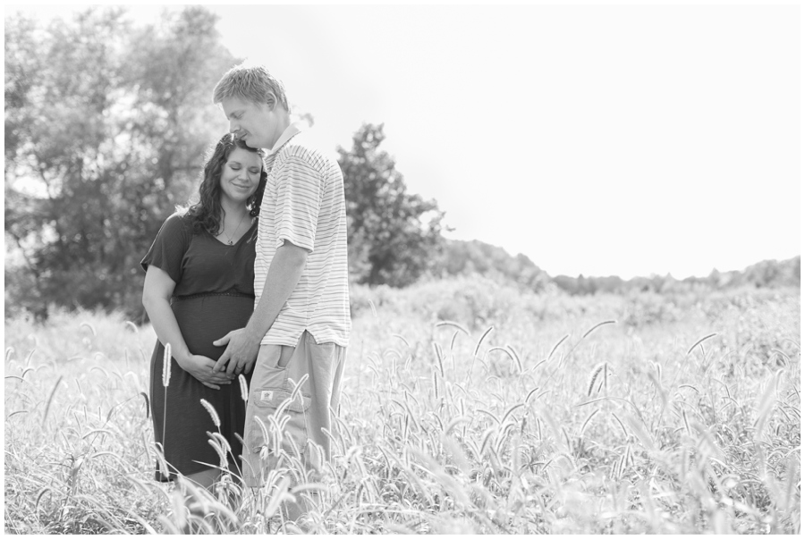 Royersford Maternity Photographs - MD Maternity Photographer- summer maternity session