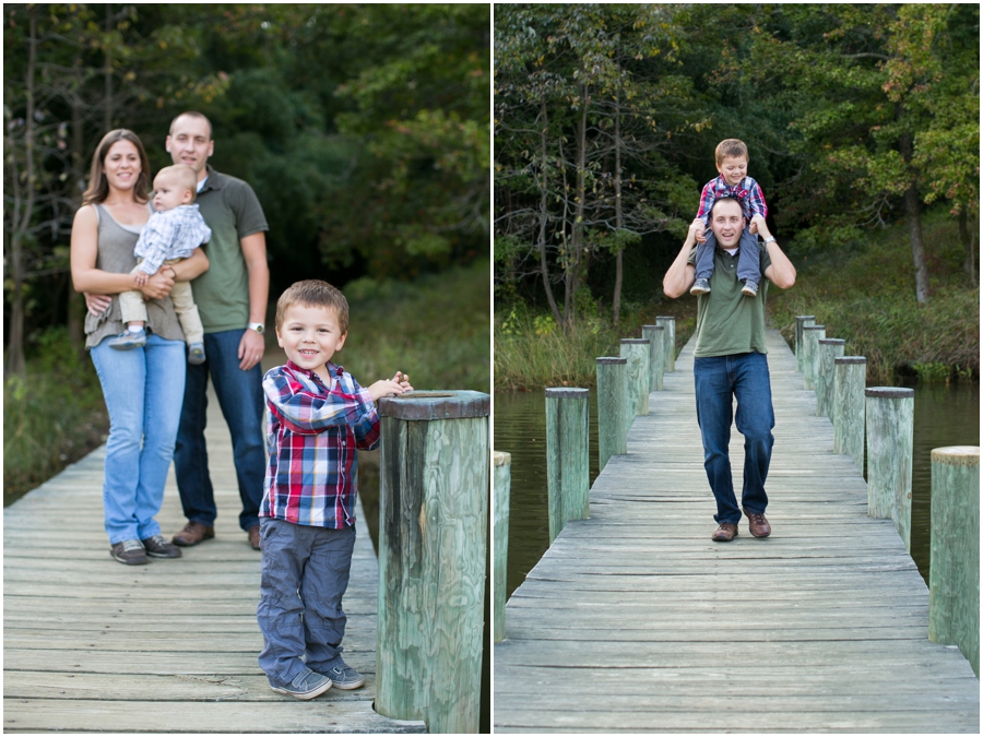 Annapolis Lifestyle Photographer - Fare Fall Family Portrait on a dock