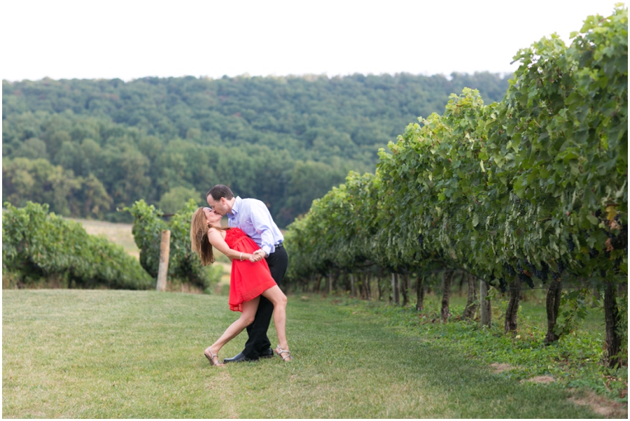 Fall Winery Engagement session - Breaux Vineyard Love Portrait