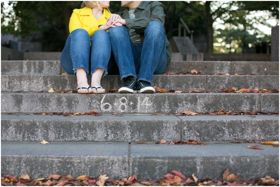 FDR Park Engagement Photographer - Fall engagement session