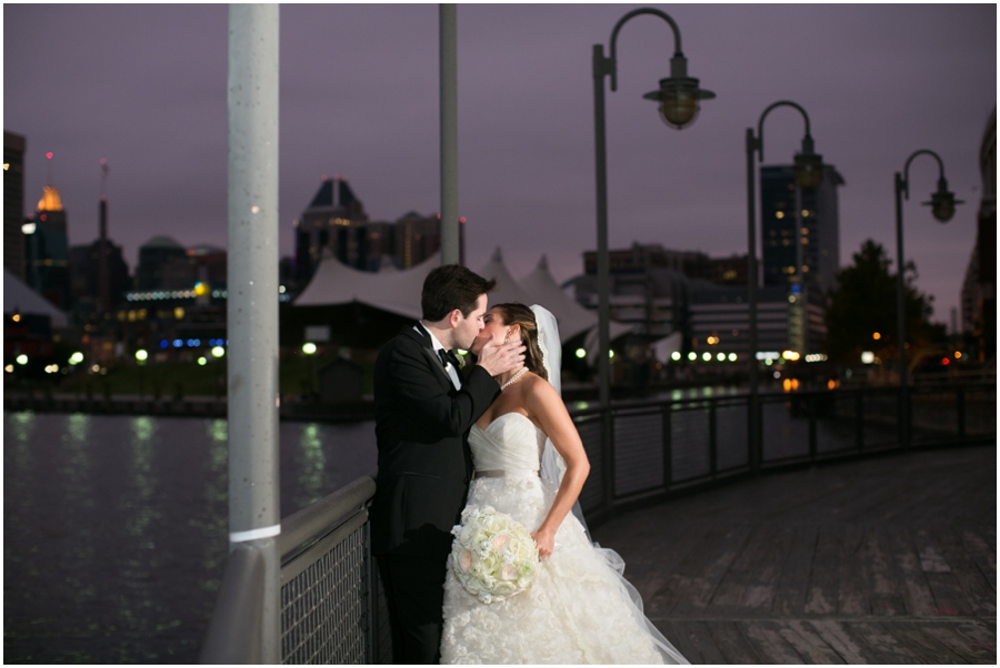 Four Seasons Baltimore Wedding Photographer - Elizabeth Bailey Weddings - Simply Beautiful Flowers