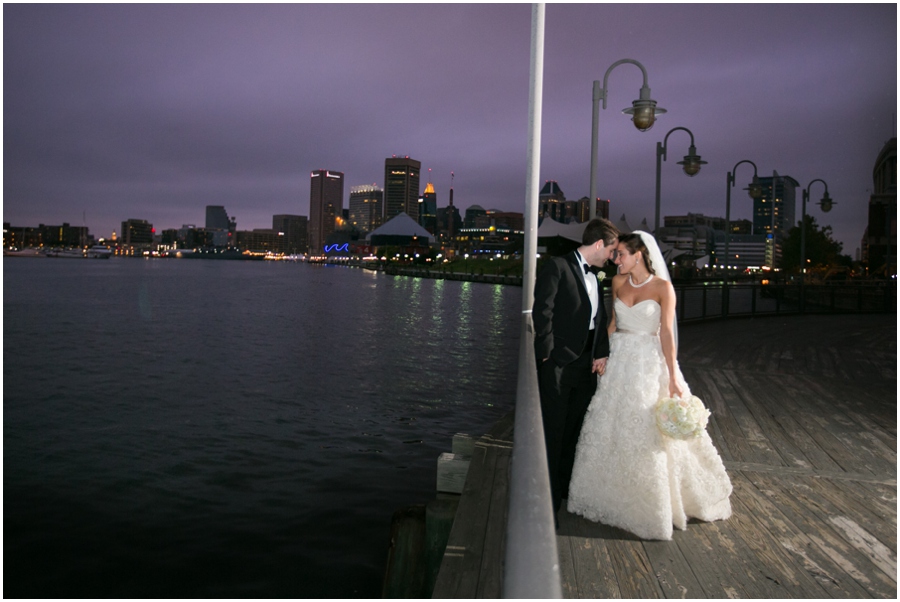 Four Seasons Baltimore Wedding Photographer - Elizabeth Bailey Weddings - Simply Beautiful Flowers