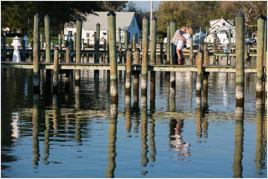 Stoney's Seafood Engagement - Fall Engagement Photographer