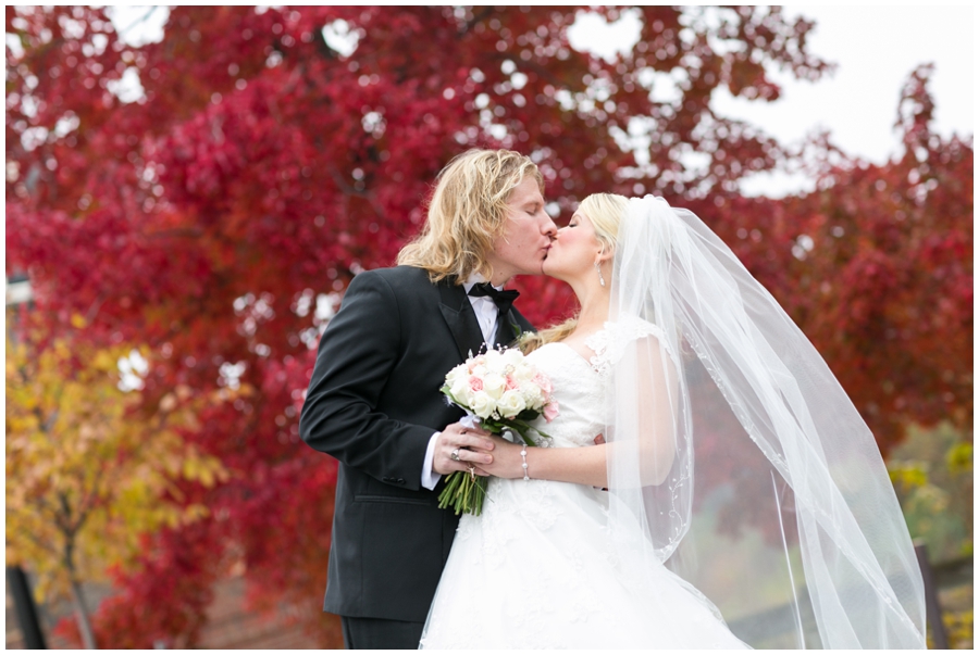 Best wedding photography of 2013 - Sheraton Annapolis Wedding Photograph