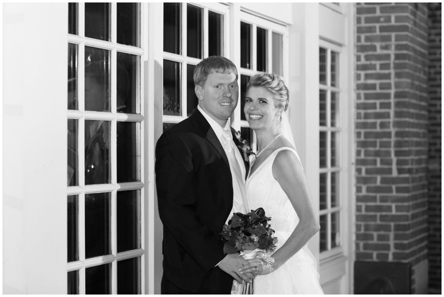 Loews Annapolis Winter Wedding Portrait  - Downtown Annapolis Wedding Photographer