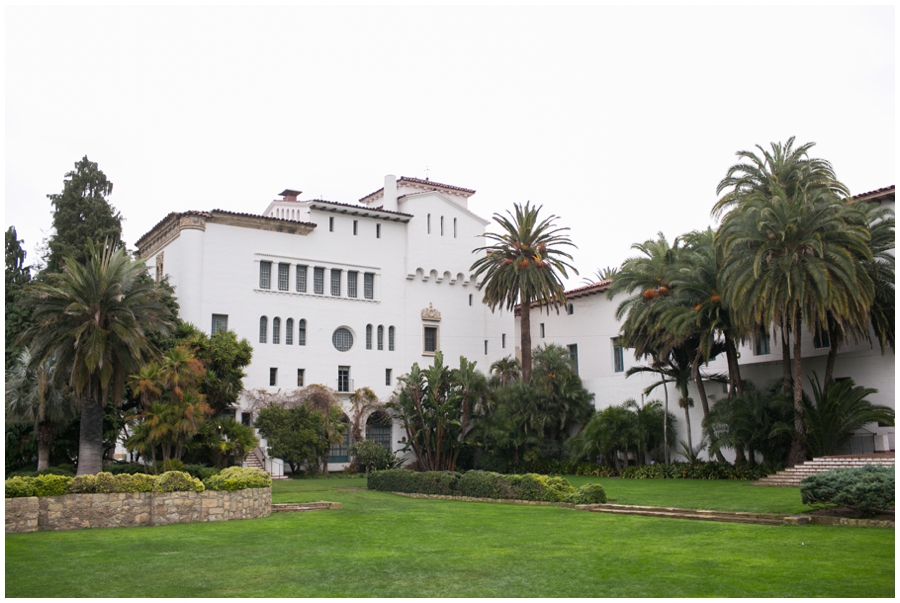 Santa Barbara Courtyard - Traveling Wedding Photographer