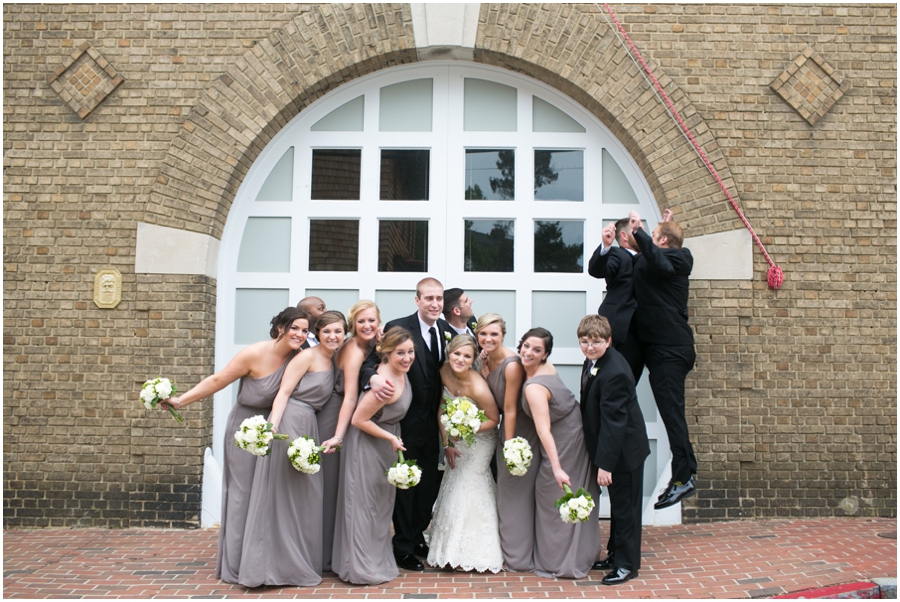 Annapolis Wedding Photographer - Waterwitch Wedding party