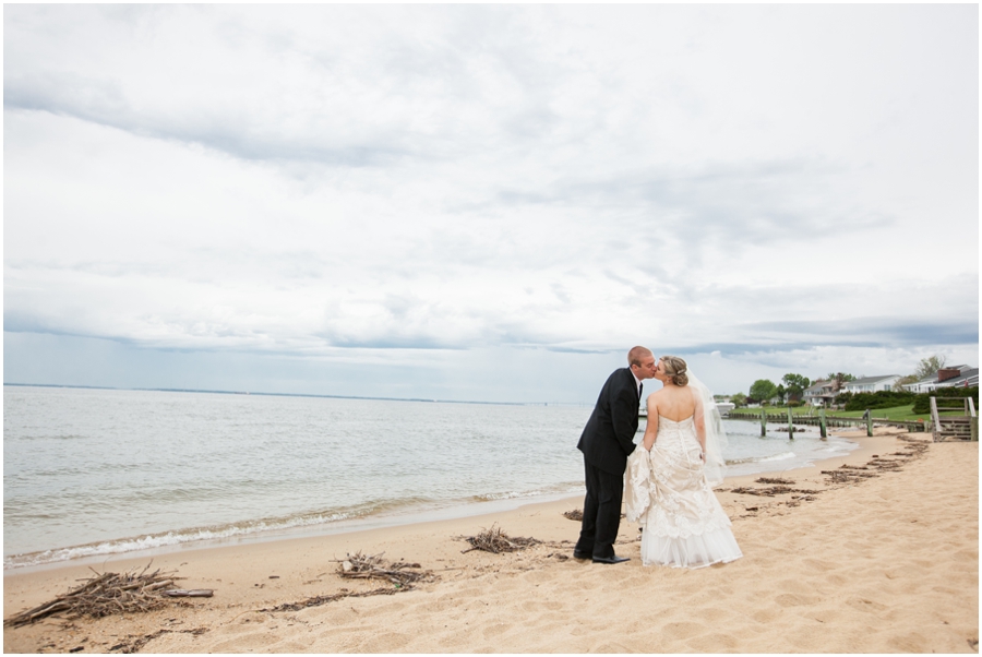 Silver Swan Bayside Waterfront Wedding Photographs