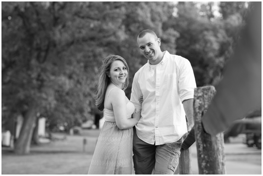 Chesapeake City Engagement Session - Spring love portrait