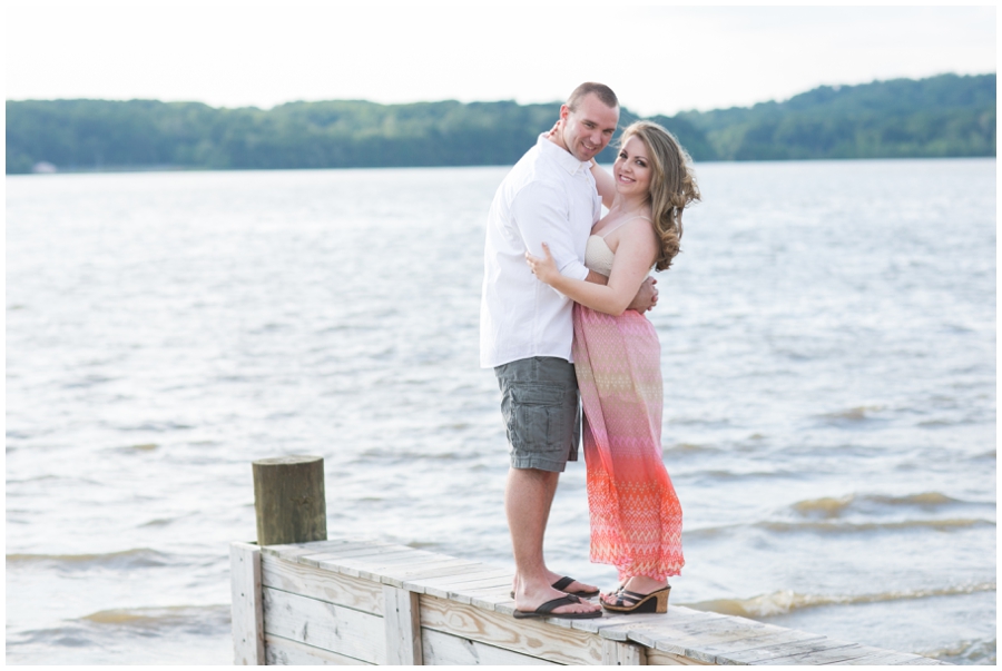 Buttonwood Beach Engagement Session - Spring love portrait