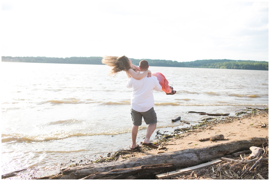 Buttonwood Beach Engagement Session - Spring love portrait