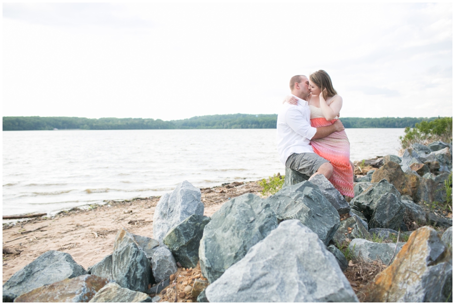 Buttonwood Beach Engagement Session - Spring love portrait