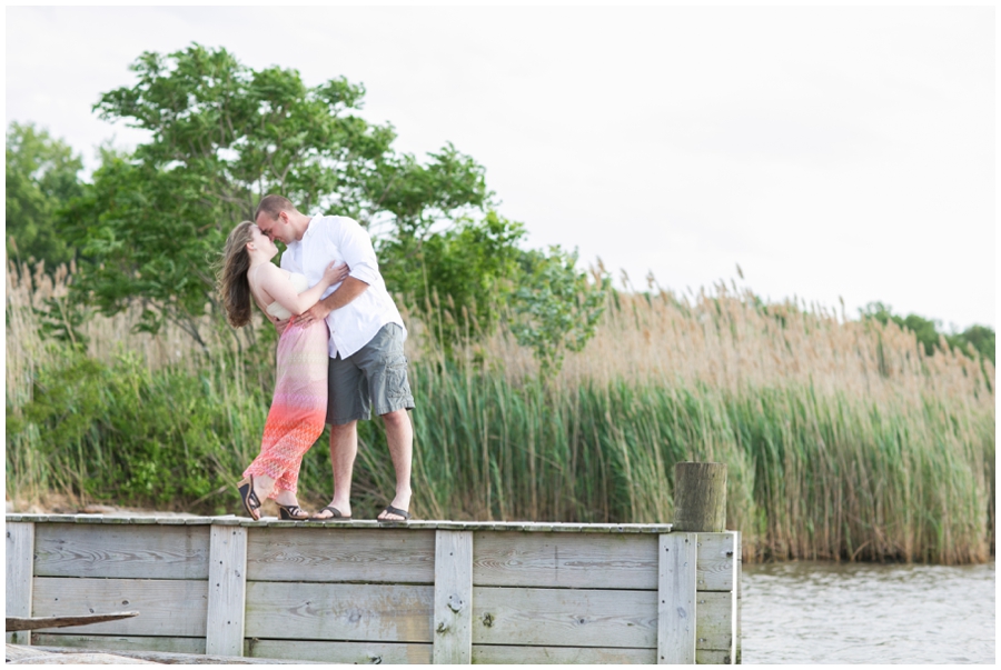 Buttonwood Beach Engagement Session - Spring love portrait