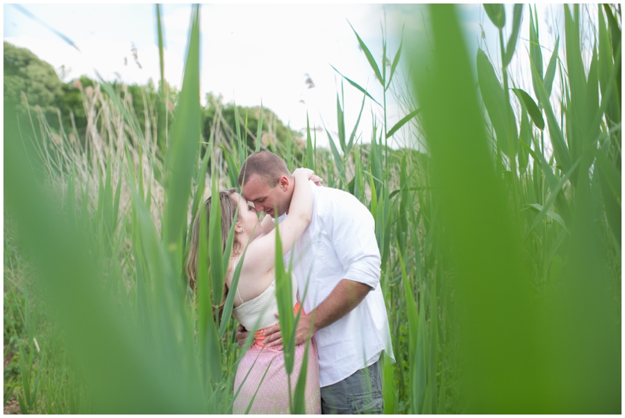 Buttonwood Beach Engagement Session - Spring love portrait