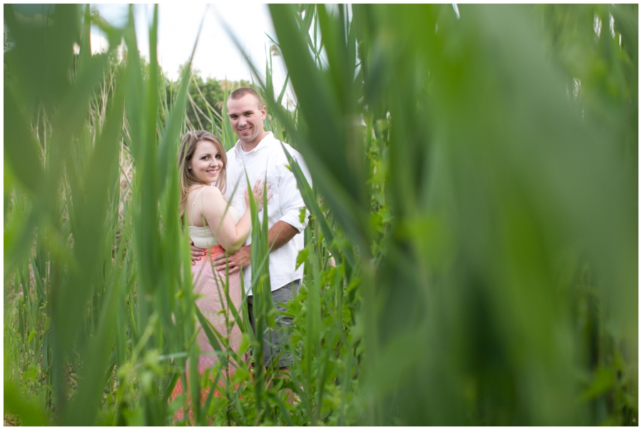 Buttonwood Beach Engagement Session - Spring love portrait