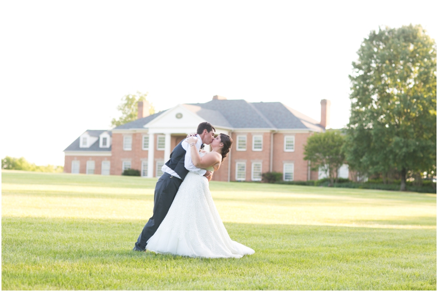 Sunset Crest Manor Spring Wedding - Traveling Wedding Photographer