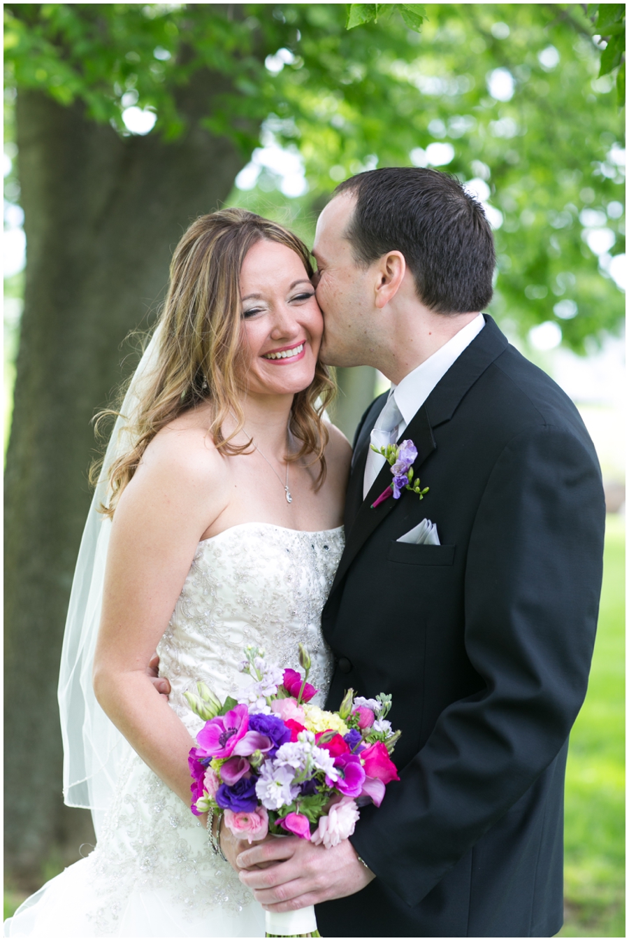 Lansdowne Resort and Spa First Look - Leesburg Wedding Photographer - My Wedding Flowers