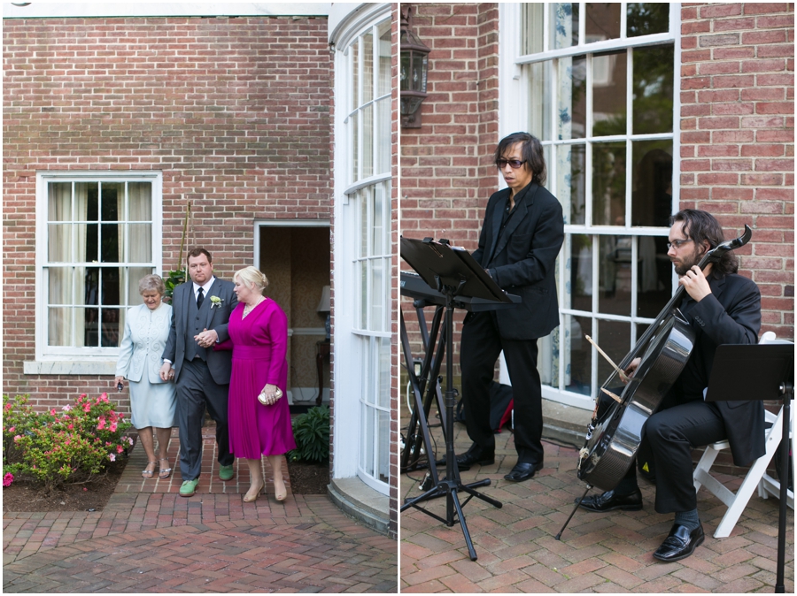 The Tidewater Inn Outdoor Ceremony - 2Hands Studios - Flower Follies