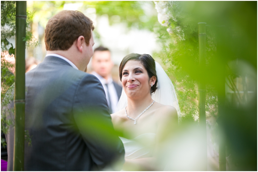 The Tidewater Inn Outdoor Ceremony - 2Hands Studios - Flower Follies