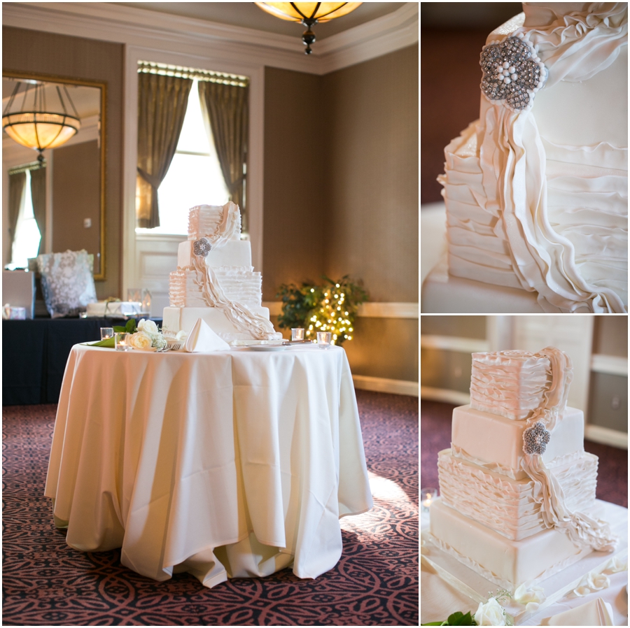 The Tidewater Inn Wedding Details - 2Hands Studios - Fancy Cakes by Leslie