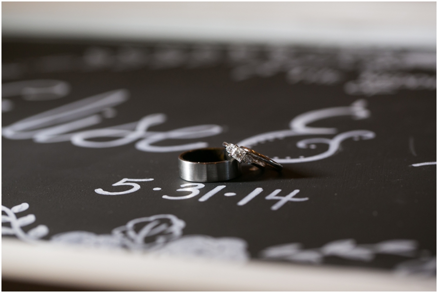 The Tidewater Inn Wedding Details - L.J. Boss - Nadri - 2Hands Studios