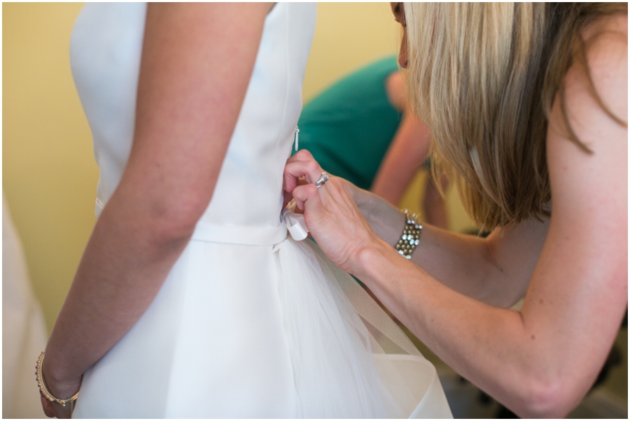 The Elkridge Club Wedding Photographer - Baltimore Wedding Getting Ready