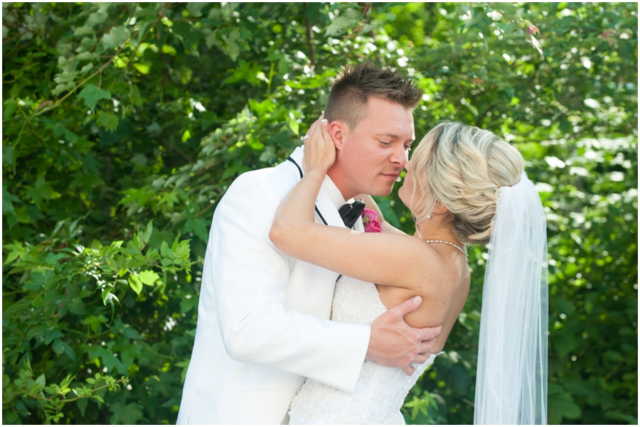 Hotel at Arundel Preserves - Philly wedding photographer - Flower Follies