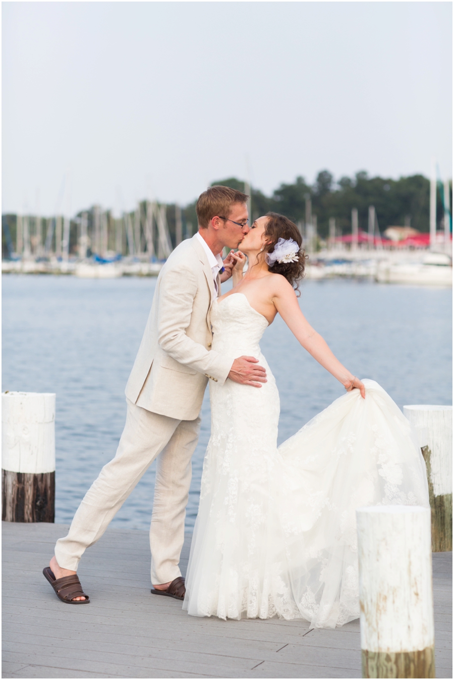 Chesapeake Bay Waterfront Wedding Photographer - Anchor Inn