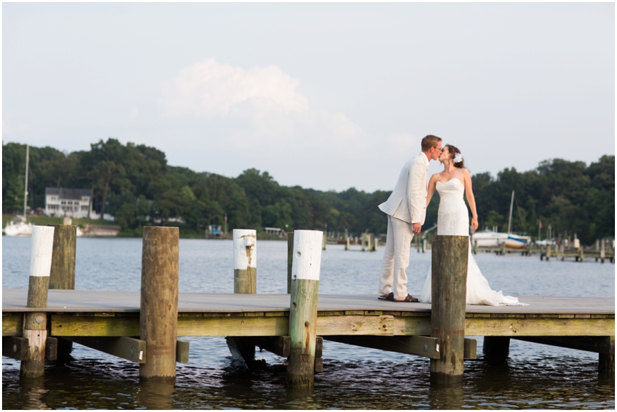 Chesapeake Bay Waterfront Wedding Photographer - Anchor Inn