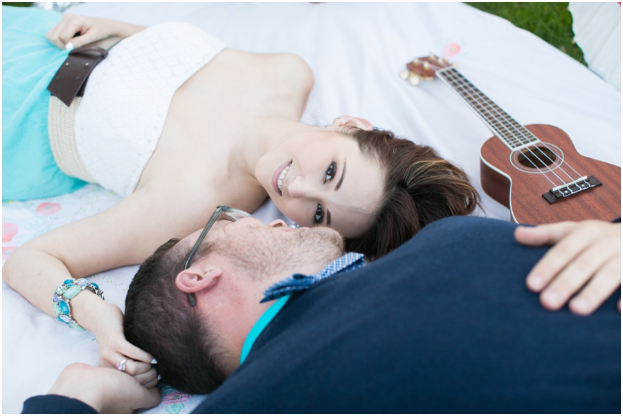 CarlyFullerPhotography-Annapolis-Picnic-Engagement-Session_0935