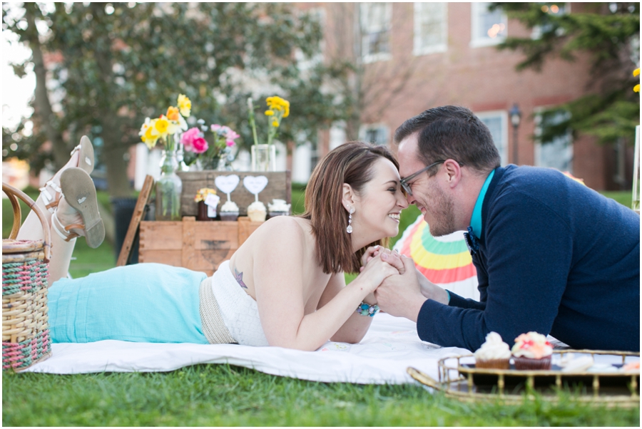 CarlyFullerPhotography-Annapolis-Picnic-Engagement-Session_0938