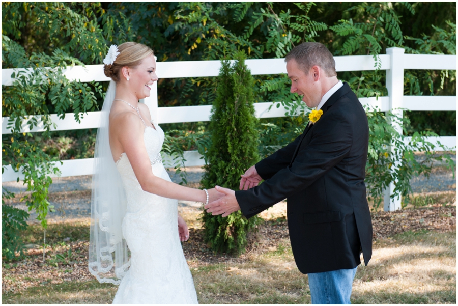 Washington Destination Wedding Photographer - Wine and Roses Country Estate First look