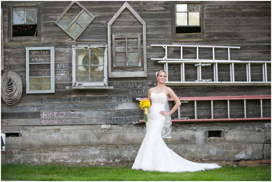 Seattle WA Destination Wedding Photographer - Wine and Roses Country Estate Wedding