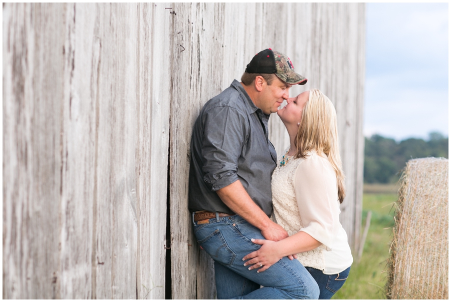 Patuxent River Engagement - Traveling Philadelphia Engagement Photographer