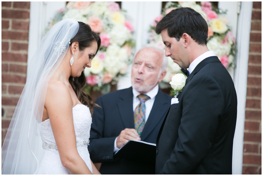 The Tidewater Inn Wedding Ceremony - Philadelphia Destination Wedding Photographer