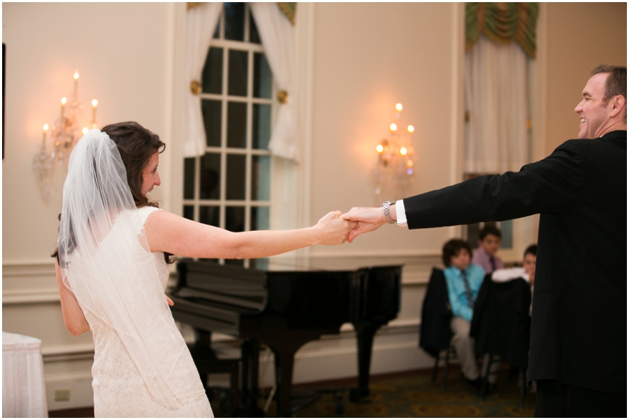 Arlington Wedding Reception - Washington Golf & Country Club - Perfect Wedding Inc.