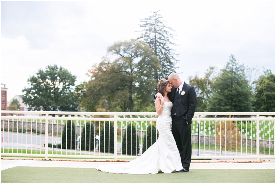 Downtown Annapolis Wedding Portrait - Annapolis Wedding Photographer