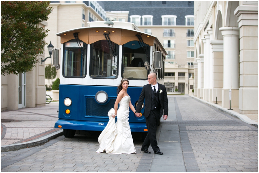 Blue Trolley - Downtown Annapolis Wedding Photographer