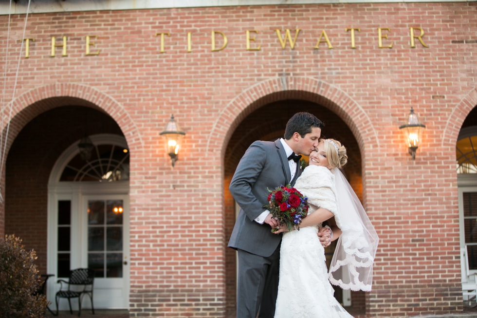 Tidewater Inn winter wedding - Casablanca Bridal