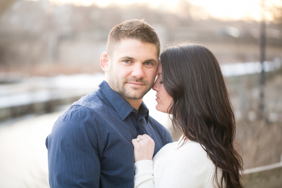 CarlyFullerPhotography_Winter-Manayunk-Engagement_0033