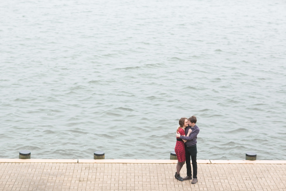 South River Annapolis Engagement Photographer - Rainy Engagement